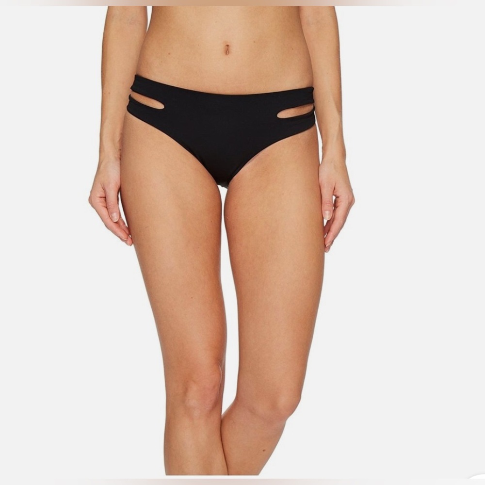 L SPACE ESTELLA BLACK HIPSTER SIDE SLITS MODERATE COVERAGE  BIKINI BOTTOM   MED.